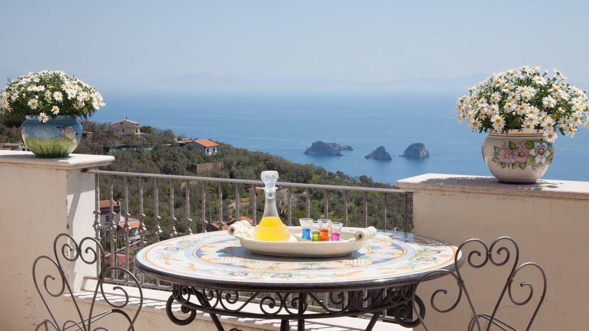 Sant'Agata sui Due Golfi Villa | Villa Aurora - in Sorrento coast, with sea view, pool, garden, parking, WiFi