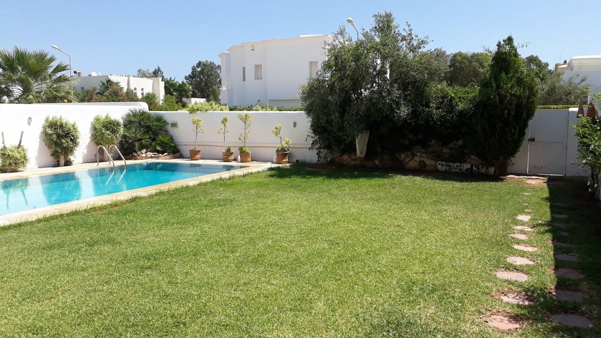 Yasmine Villa | Villa Authentique à Quelques pas de la Plage