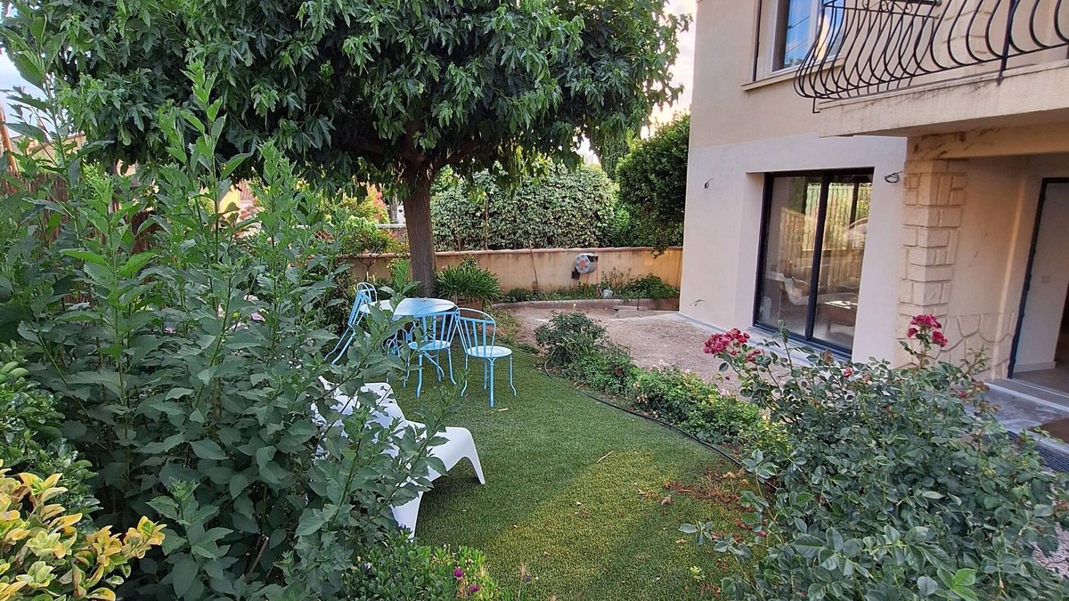 10th Arrondissement House | Villa Avec Jardin au Calme à 15 Minutes des Plages et Calanques