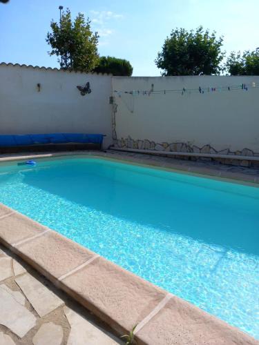 La Celle-sous-Gouzon Villa | Villa avec piscine proche mer