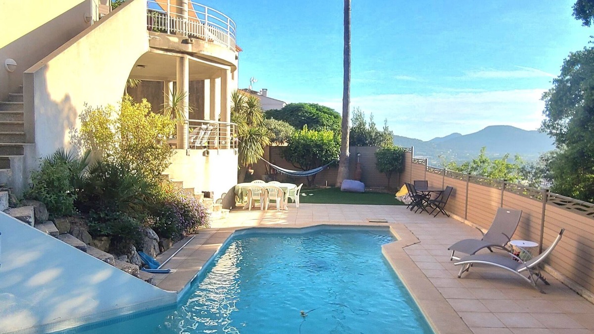 Hyeres House | Villa Avec Piscine Comme à la Campagne, Proche Centre Ville, Plages