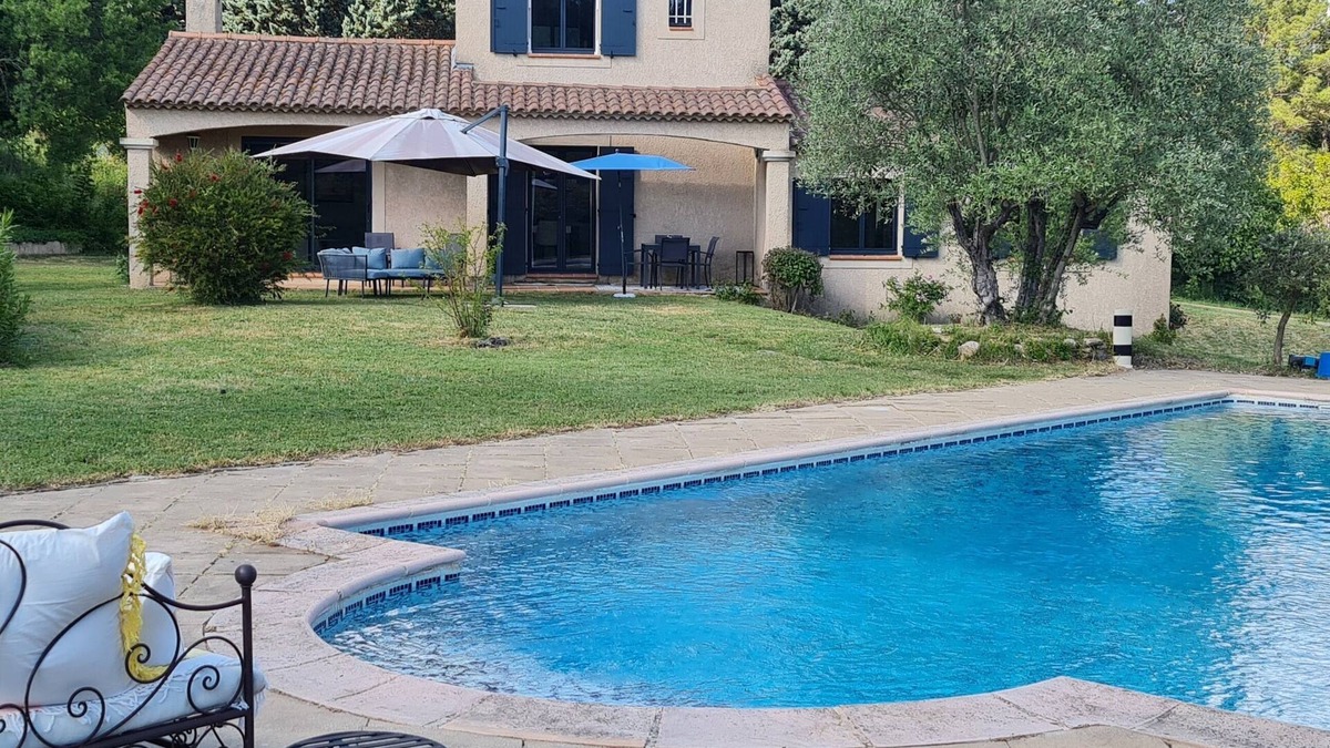 Fuveau House | Villa Avec Piscine et climatisation proche AIX EN PROVENCE