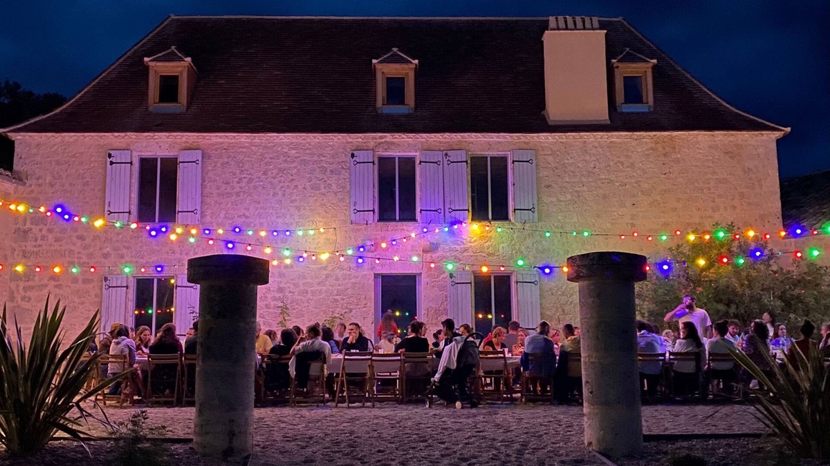 Sainte-Sabine-Born House | Villa Biloba
