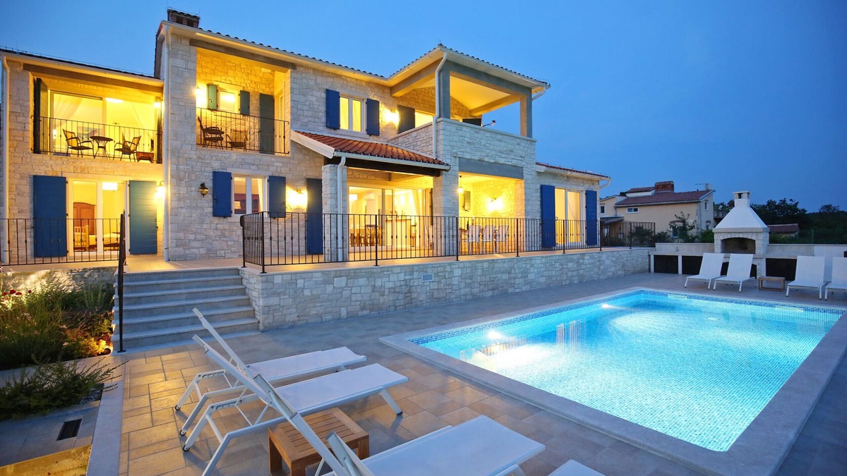 Strpacici Villa | Villa Babudri near Poreč for 10 people with jacuzzi & spa