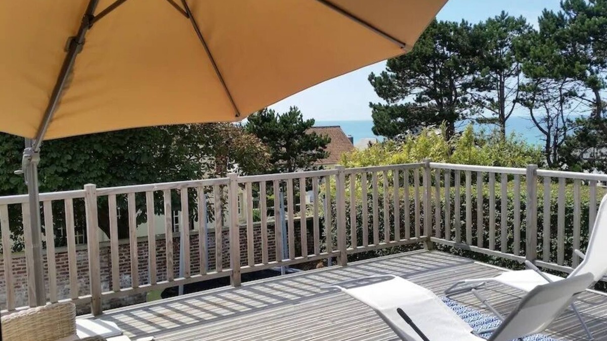 Mesnil-Val-Plage House | Villa Bel Air - Terrasse Vue Mer