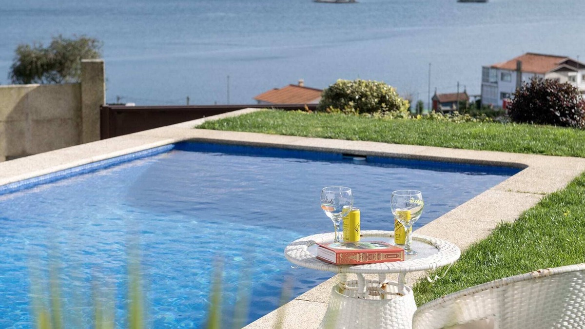 Raxo Villa | Villa Bellavista Raxó (270), with sea views near Sanxenxo