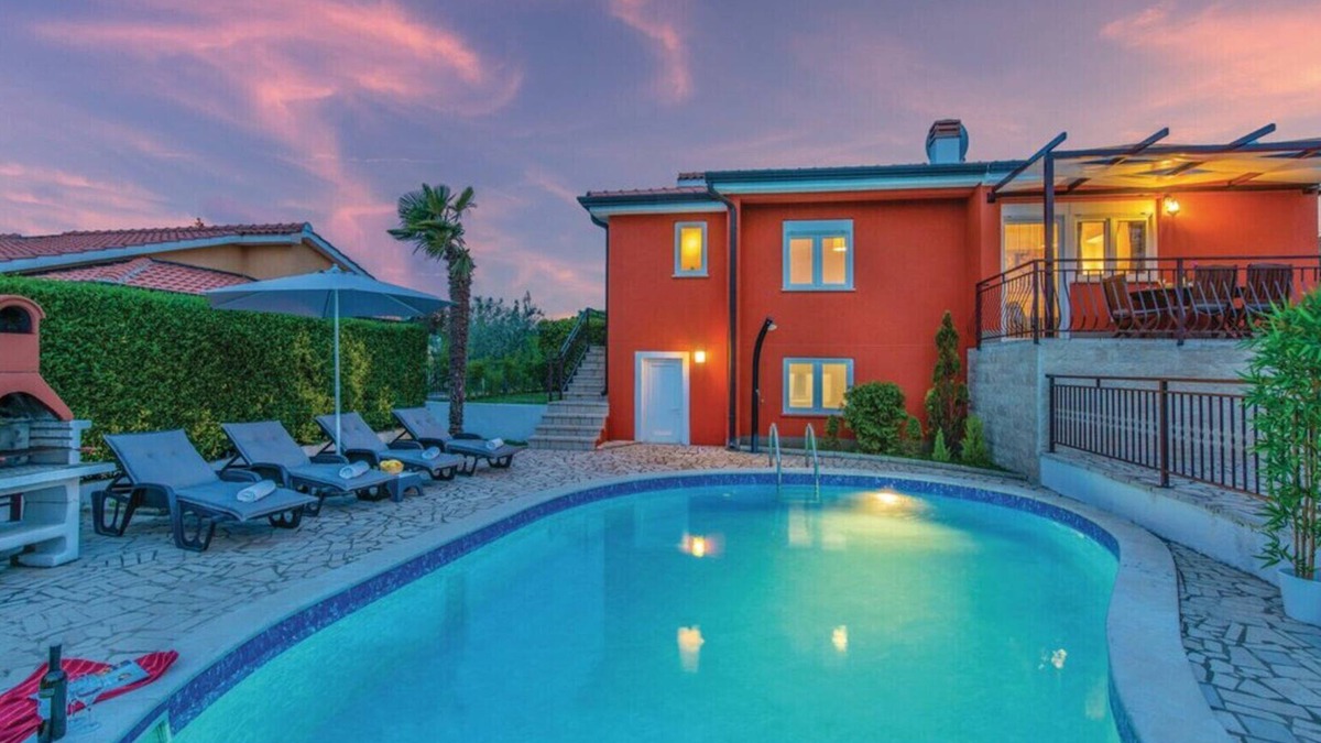 Montizana Villa | Villa Belvedere for 6 people near Poreč with sea view and pet friendly