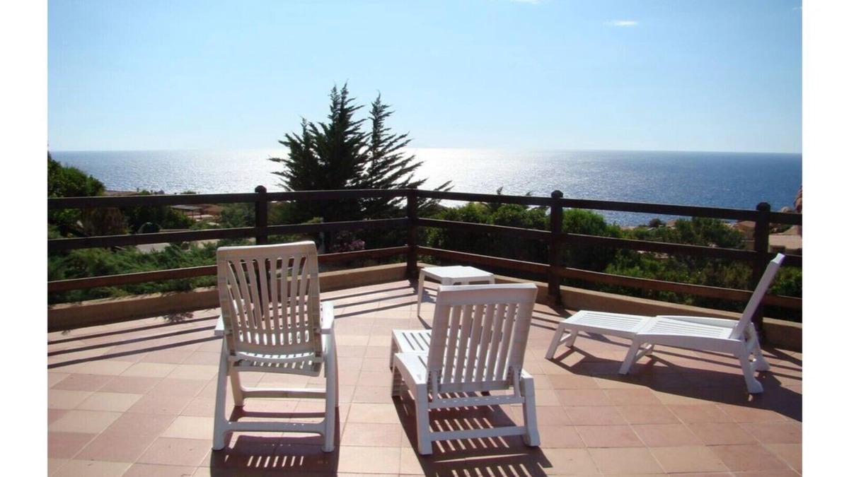 Costa Paradiso Villa | VILLA Belvedere AZZURRA