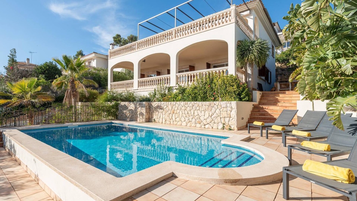 Illetas Villa | Villa Bendinat 10: A luxurious oasis in Puerto Portals, Calvia