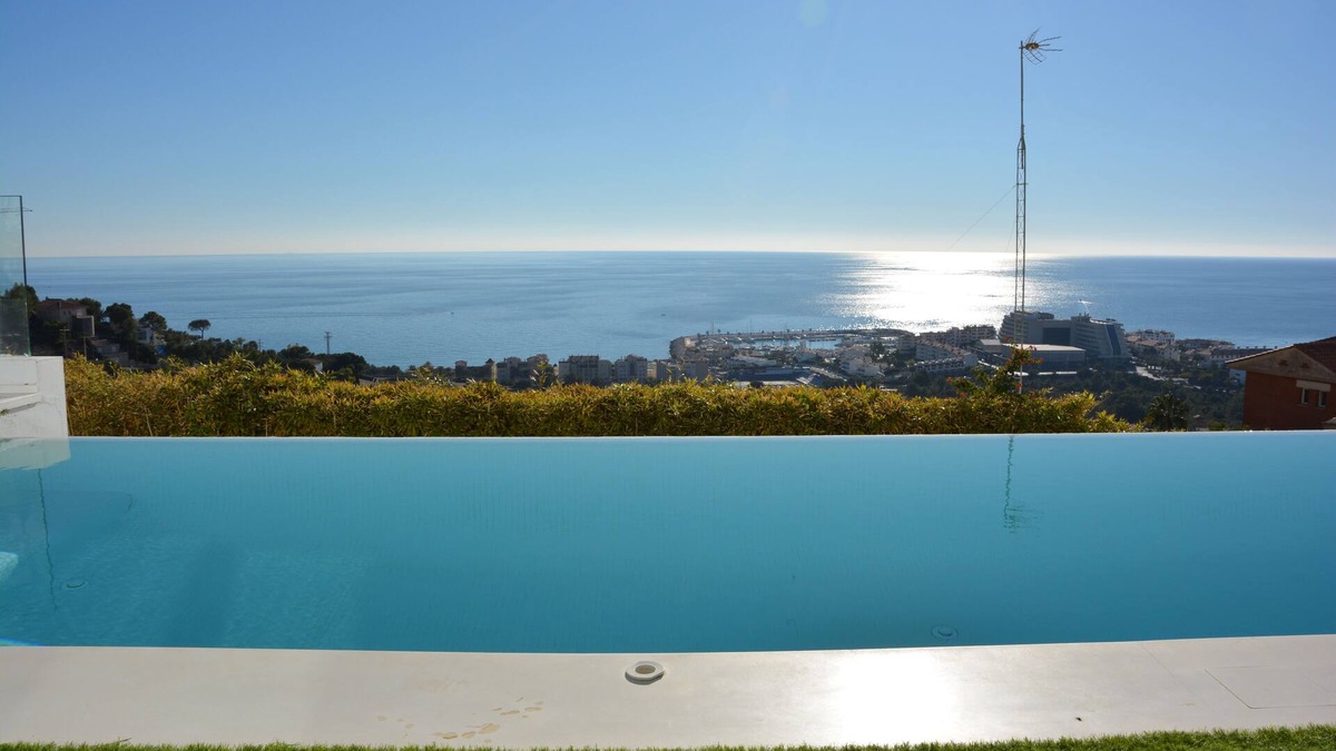 Sitges Villa | Villa Bianca Sitges – High-End Design/Spectacular Sea Views. Indoor Pool