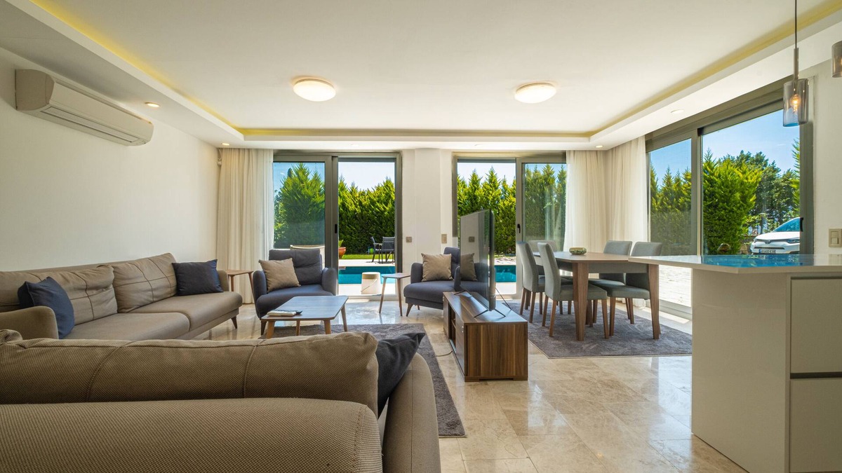 Bitez Villa | Villa Bitez With Private Pool and Close to the Beach