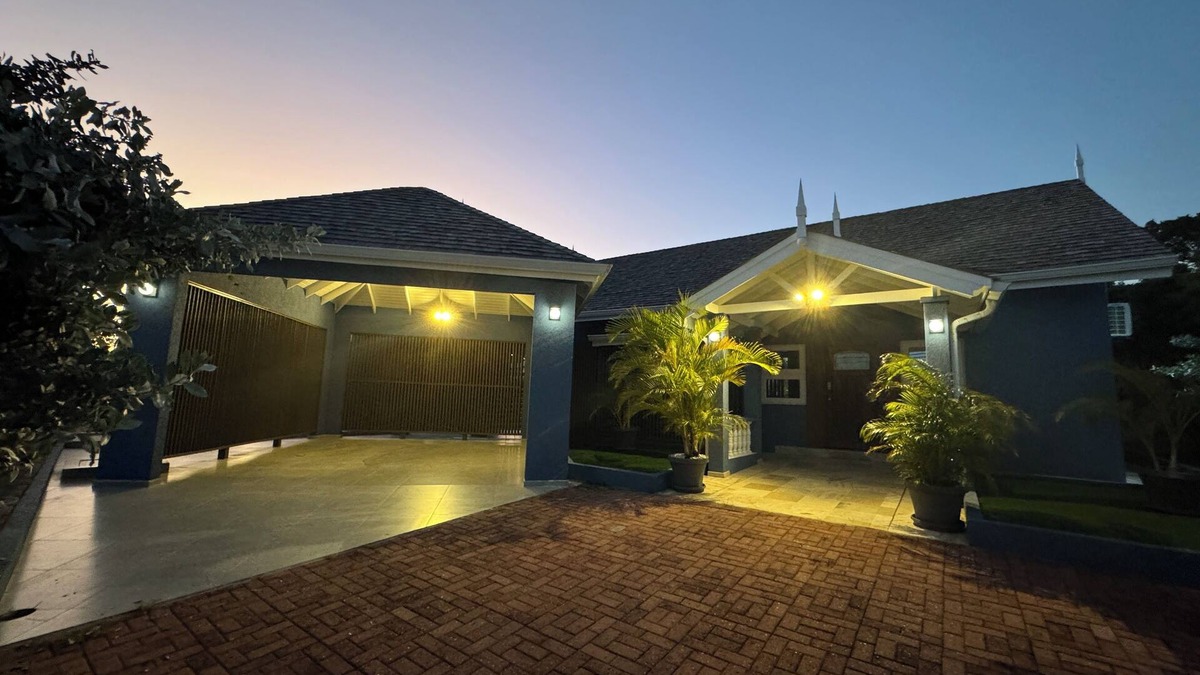 Lance aux Epines House | Villa Bleu Grenada, modern stunning 4 bedroom villa in Lance aux Epines