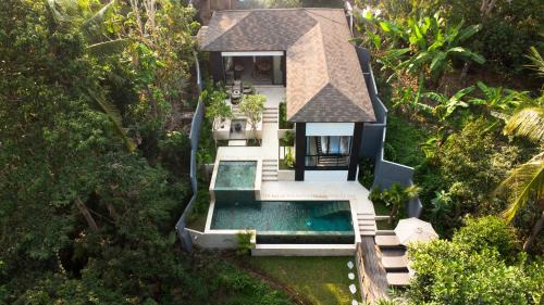 Kemenuh Villa | Villa Blue River by BaliSuperHost