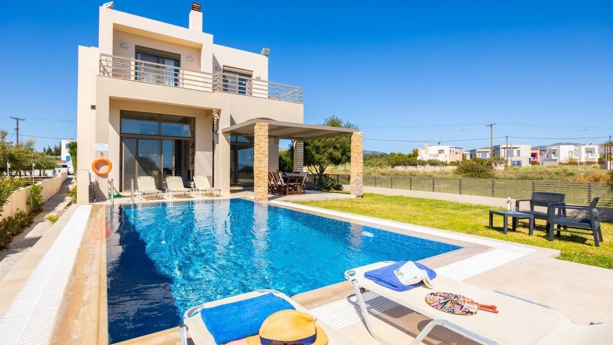 Gennadi Villa | Villa Blue Wave Tria