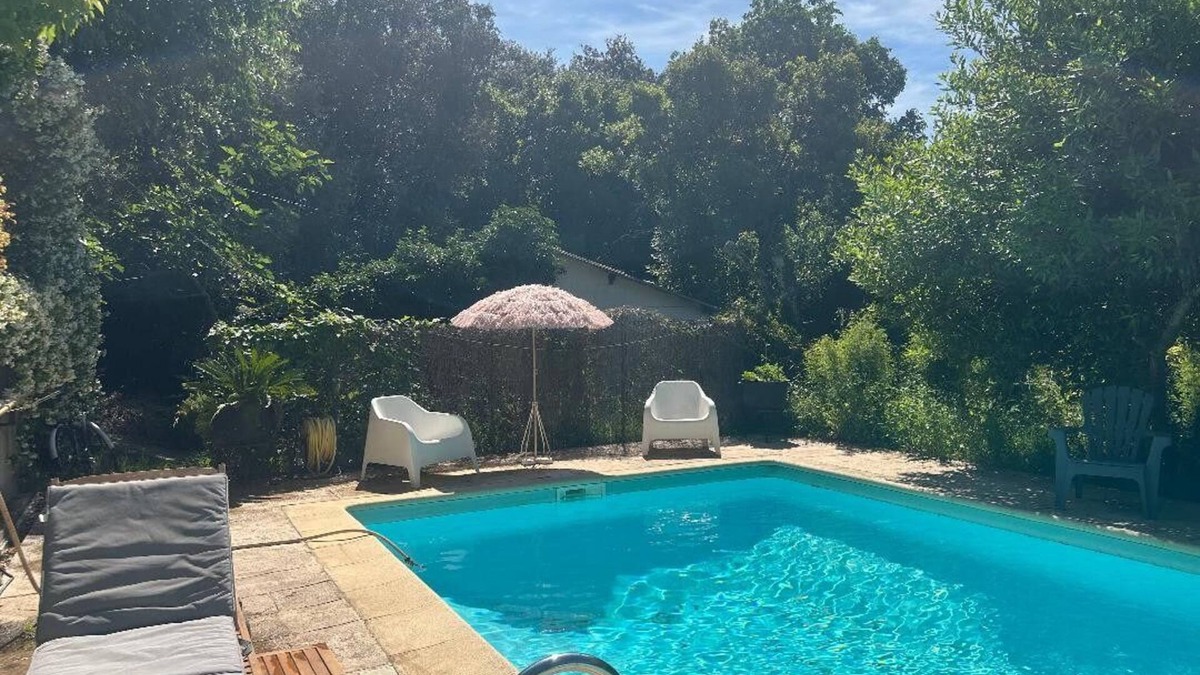 Caremeau House | Villa Bohème Pierre Blanche: Oasis of Peace and Escape by the pool.