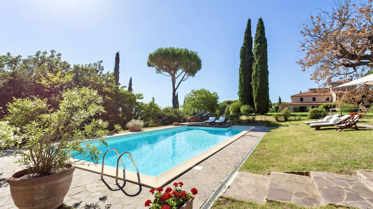 Castagneto Carducci Villa | VILLA BOLGHERI - Six Bedroom Villa, Sleeps 14