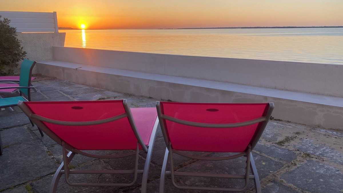 Ronce-les-Bains Villa | Villa bord de mer Ronce-Les-Bains - Direct access to the beach