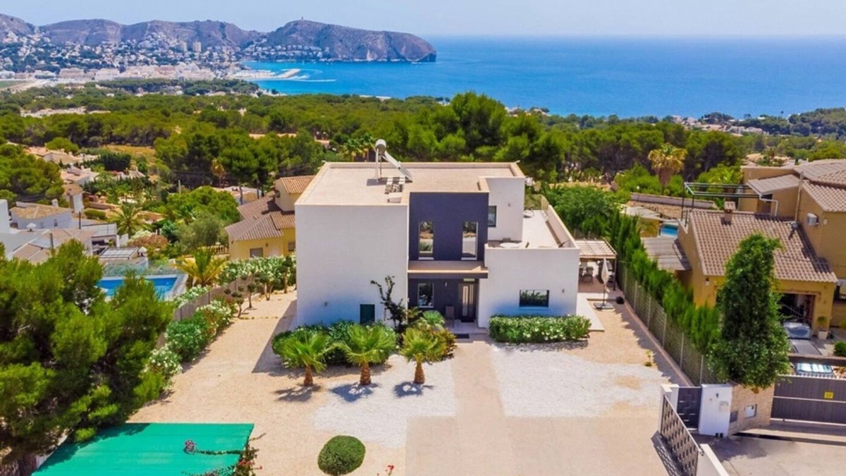 Moravit Villa | Villa Brisa de Mar - Modern and Luxury 5 bedroom villa with sea views in Moraira