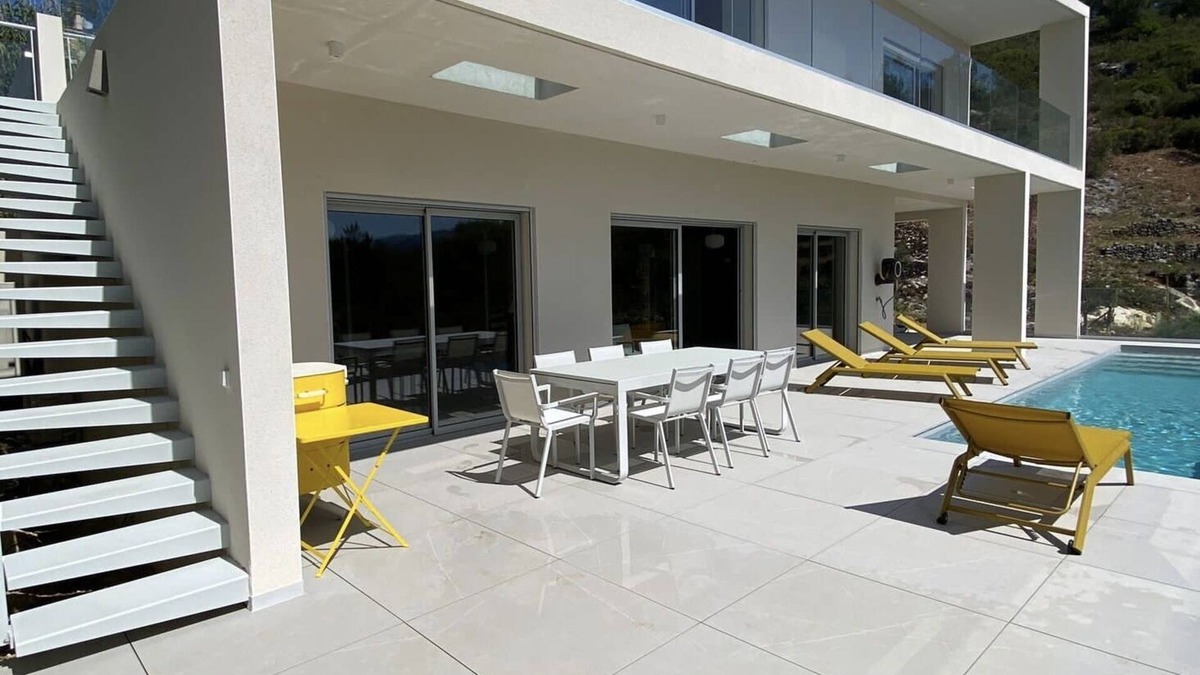 Roquevaire Villa | Villa Brune - Lascours