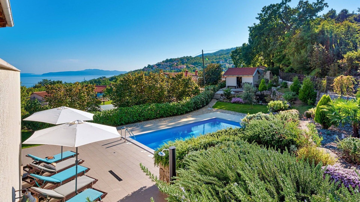 Volosko Villa | Villa Butterfly with Pool