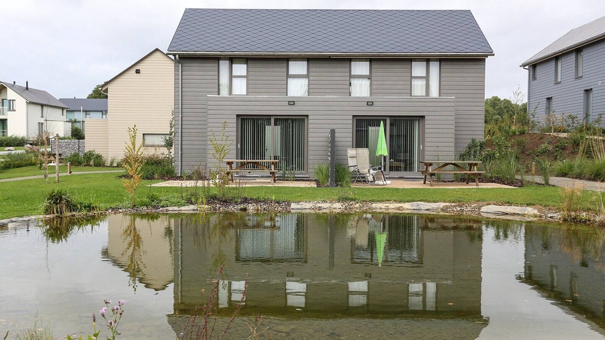 Froidchapelle Villa | Villa by Lacs de l’Eau d’Heure