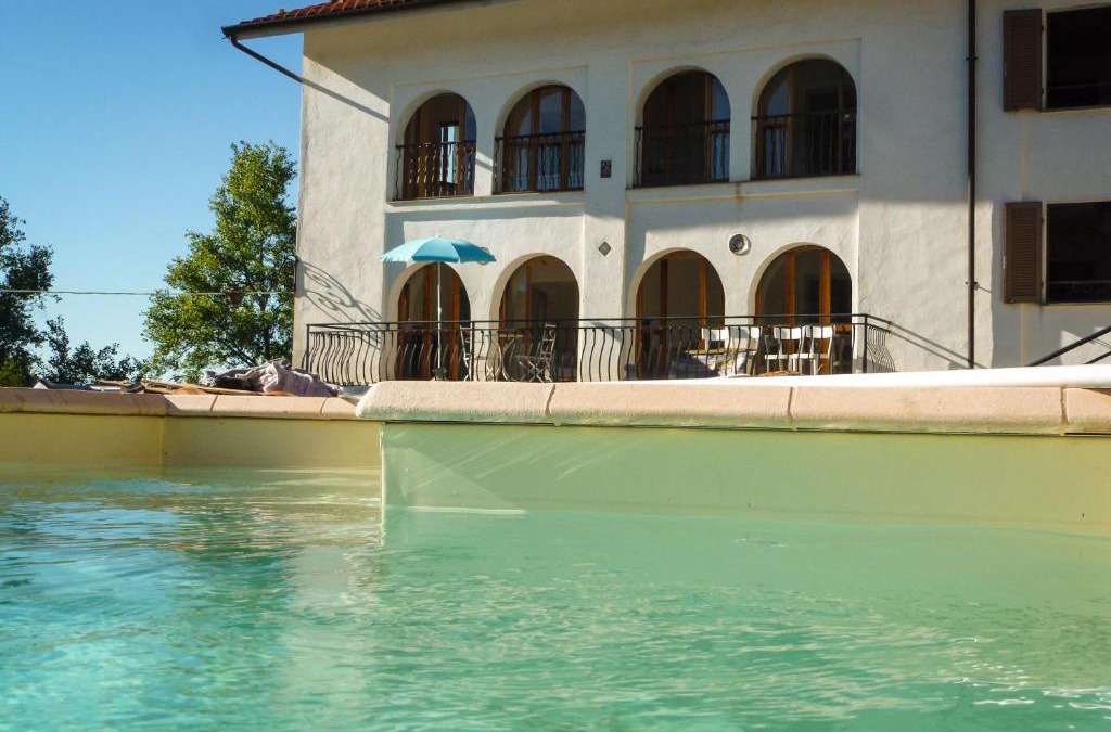 Murazzano Villa | Villa Cadenza