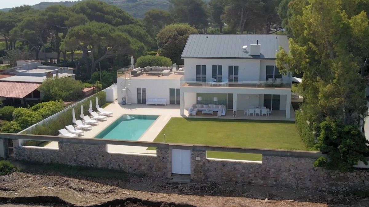 Santa Liberata Villa | Villa Cala Contessa - Tuscany Beachfront Villa with a Pool