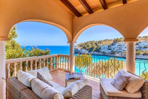 Cala Anguila-Cala Mendia House | Villa Calima