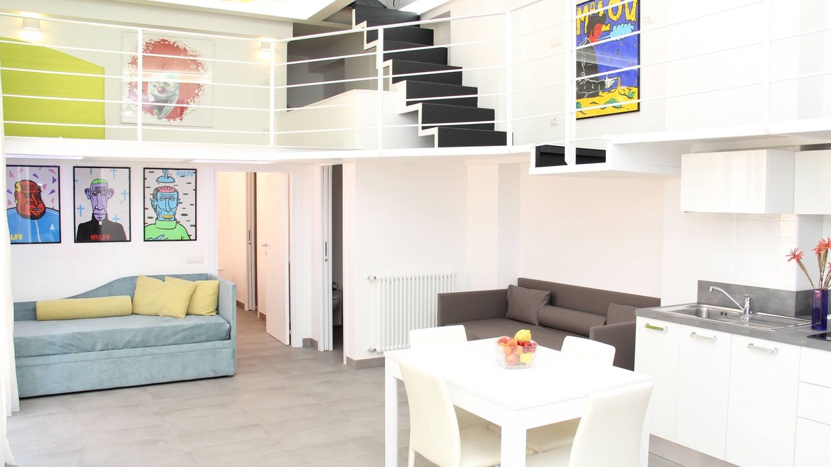 Capodimonte Villa | Villa Capodimonte Hill