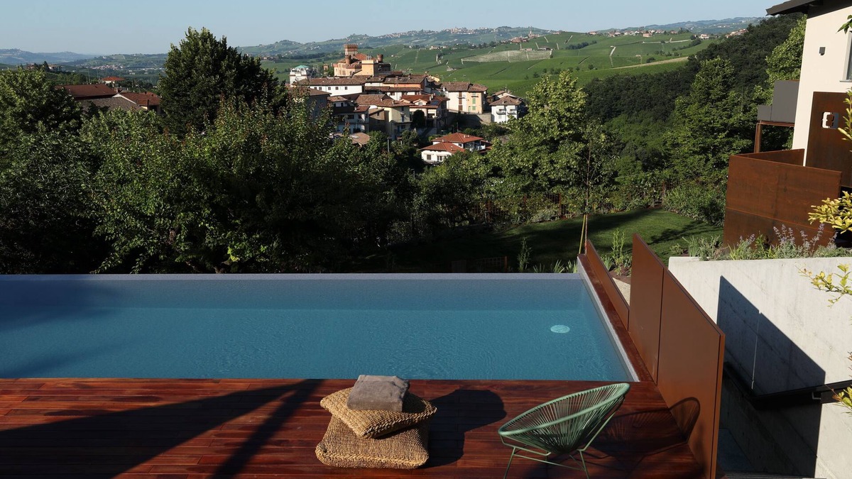 Barolo Apartment | Villa Carla Barolo: Vignarionda Suite