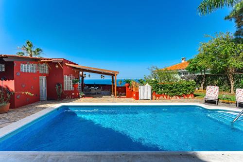 Sauzal House | Villa Carmen