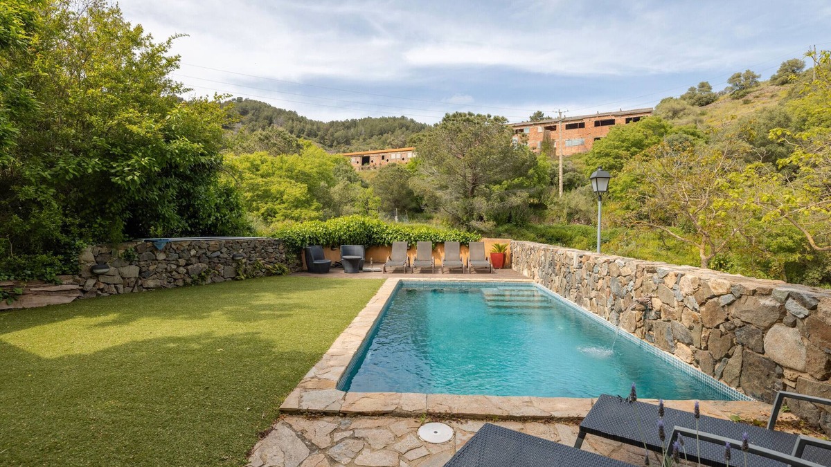 L'Argentera Villa | Villa 'Casa Argentera' with Mountain View, Private Pool and Wi-Fi