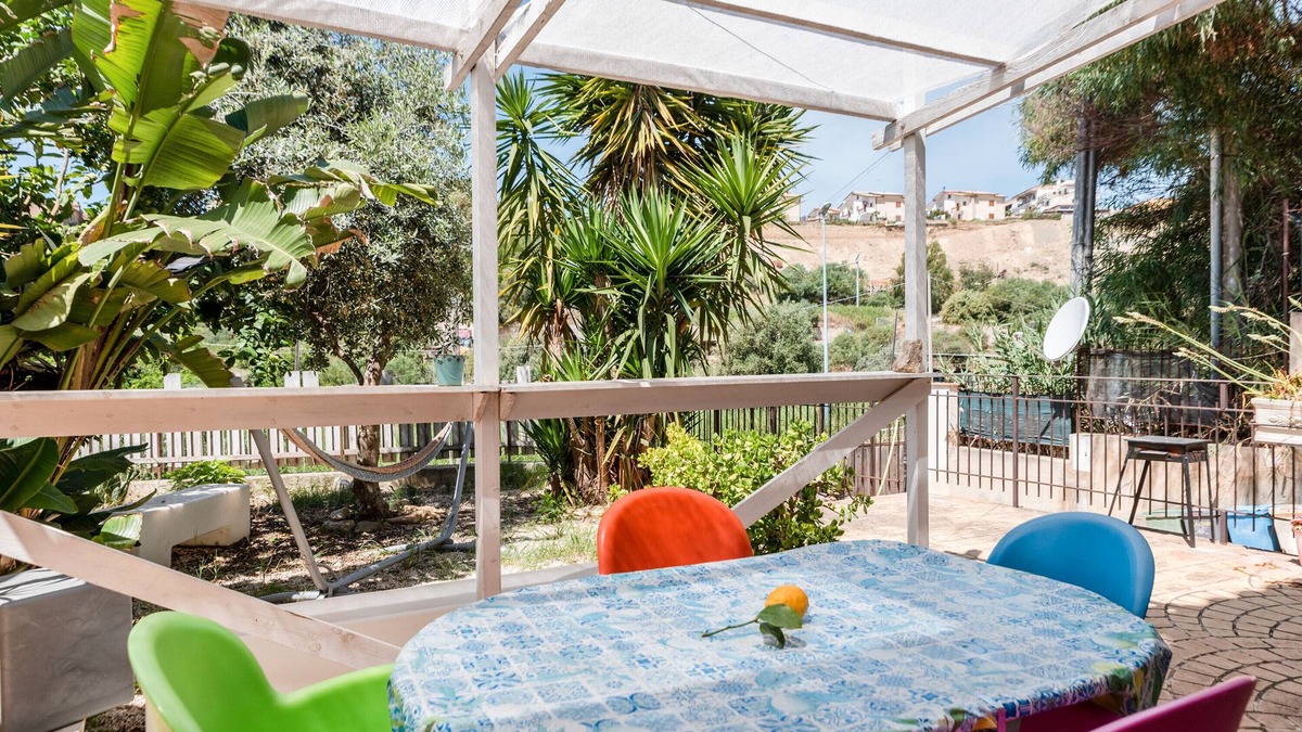 Porto Empedocle Villa | Villa 'Casa Melograno' with Sea View, Private Garden and Wi-Fi