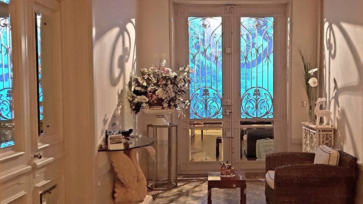 Vancia - Crepieux House | VILLA CASTEL Maison d'hôtes & Jardin de Cuisine Vivante