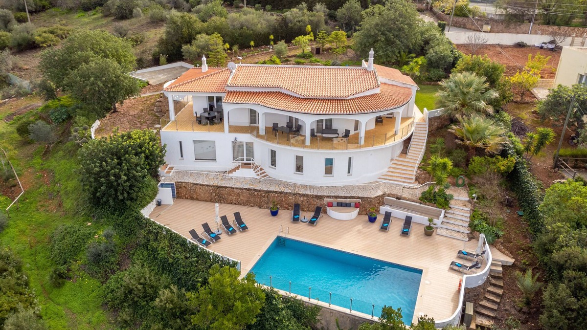 Silves Villa | Villa Cegonha - Ideal for family vacations: private pool and children's playground