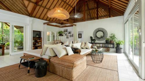 Dyanapura Villa | Villa Celeste by Villa Finder
