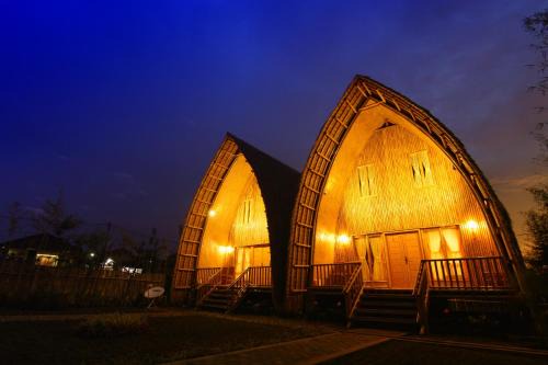 Lembang Villa | Villa ChavaMinerva Bambu - Lembang