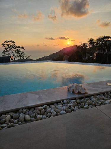 Maret House | Villa Chaweng Sunrise Serenity