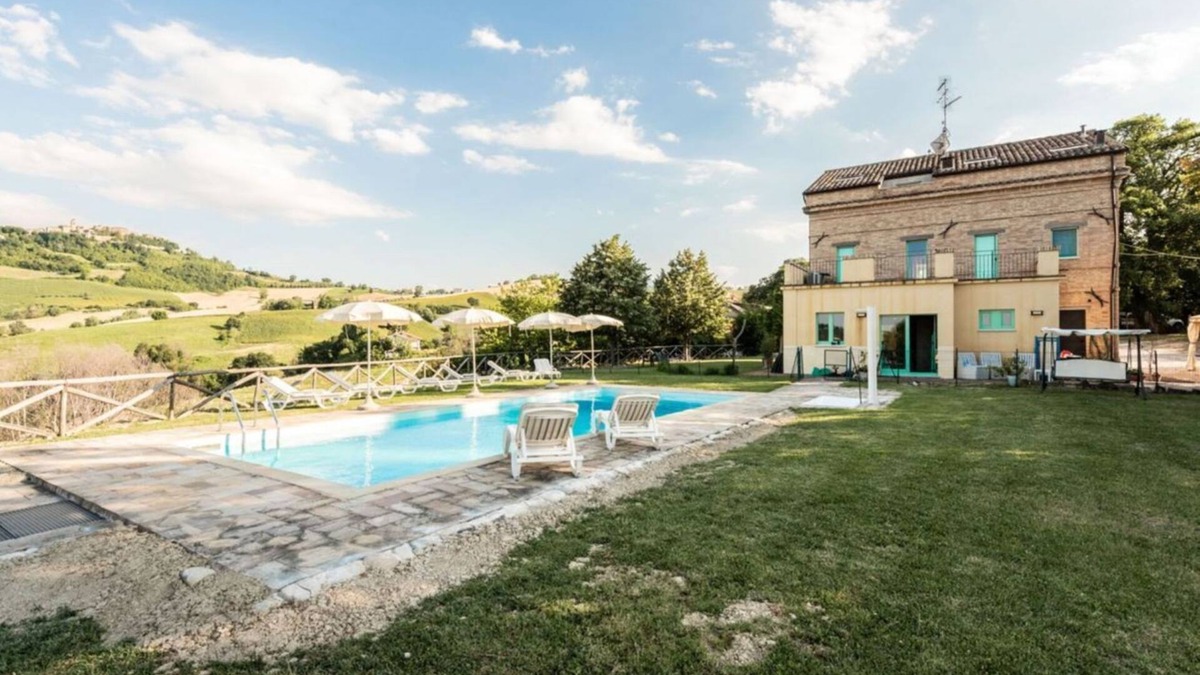Montedinove Villa | Villa Checco by MMega
