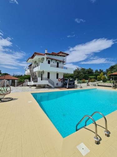 Oropos Villa | Villa ChrysPa Attica