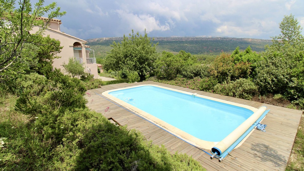 Chateauneuf-le-Rouge House | Villa Climatisée - 5 Chambres - 10 Couchages - Piscine Privée