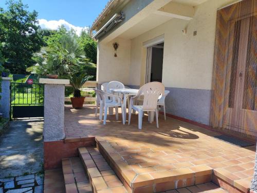 Palau-del-Vidre Villa | Villa climatisée avec grand jardin, animaux admis - FR-1-776-138