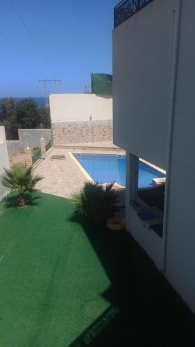 Toudja Villa | Villa climatisée piscine privée