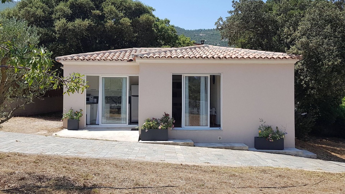 Calvi House | VILLA CLIMATISEE OF 50M2 FOR 4 PEOPLE 800M FROM THE SEA