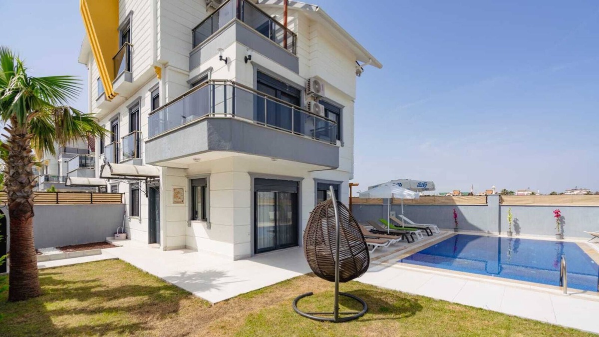 Antalya City Centre Villa | Villa Close to The Land of Legends in Belek-Awz162