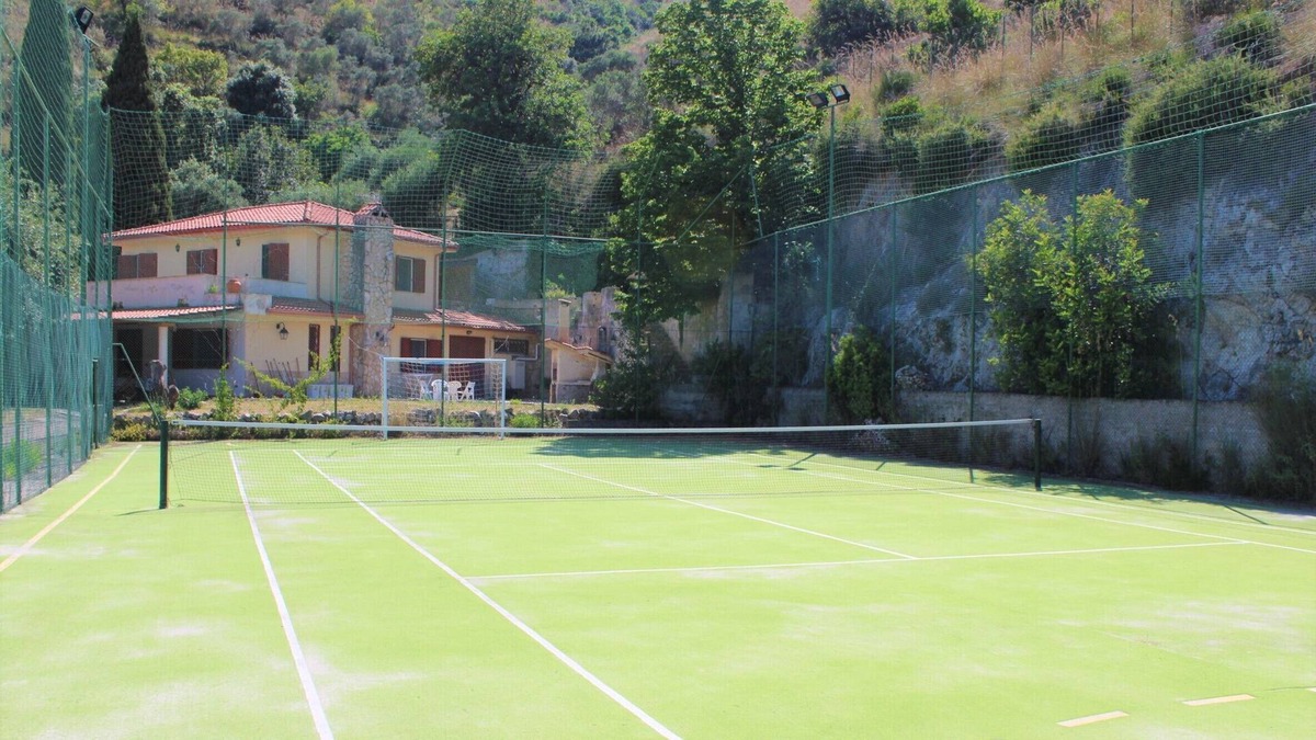 Itri House | Villa Colle Mare with swimming pool and private tennis court