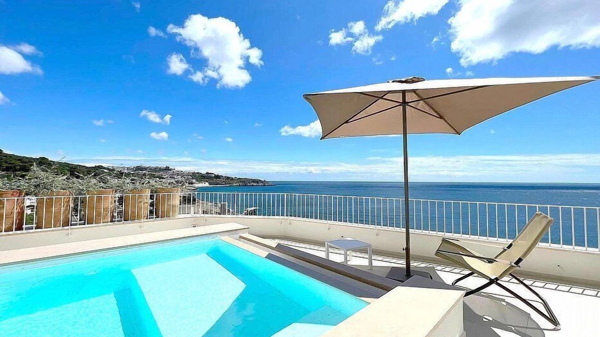 Marina di Marittima House | Villa Core: A bright and sunny independent house which faces the sun and the sea, with Free WI-FI.