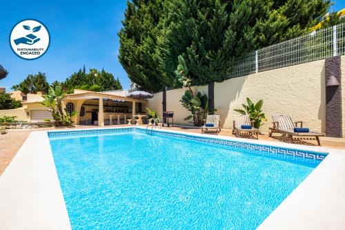 Montechoro Villa | Villa Crisandra by Algarve Vacation