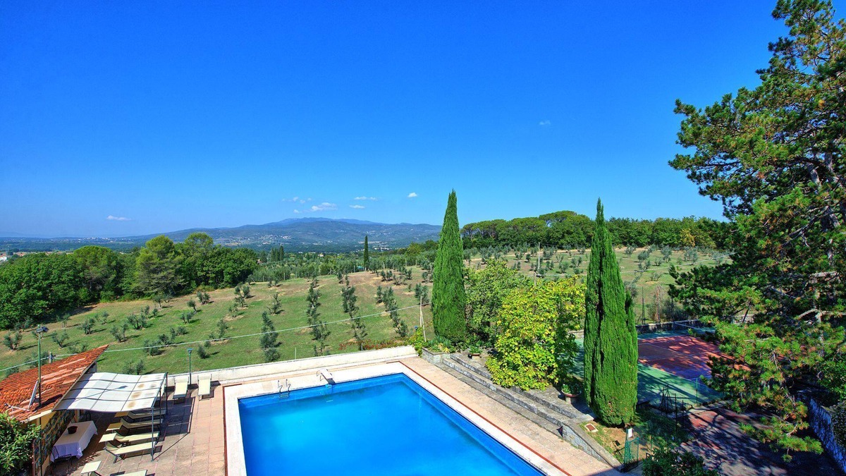 Ponte Buriano Villa | Villa Cuculo - Holiday villa with swimming pool in Valdichiana, Tuscany