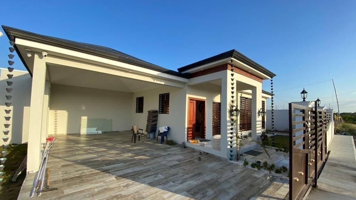 Monte Cristi House | Villa Daisy Beautiful villa with all the amenities and comfort